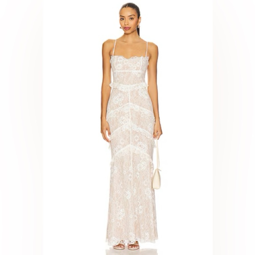 MAJORELLE Ivory Lace Gown